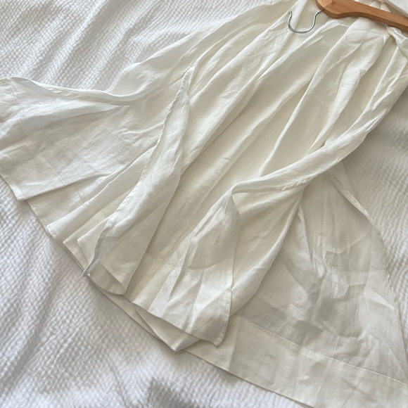 Birds of Paradis Beachy Coastal Style Ivory Linen V-Neck Belted Split Midi Dress - Picture 11 of 12